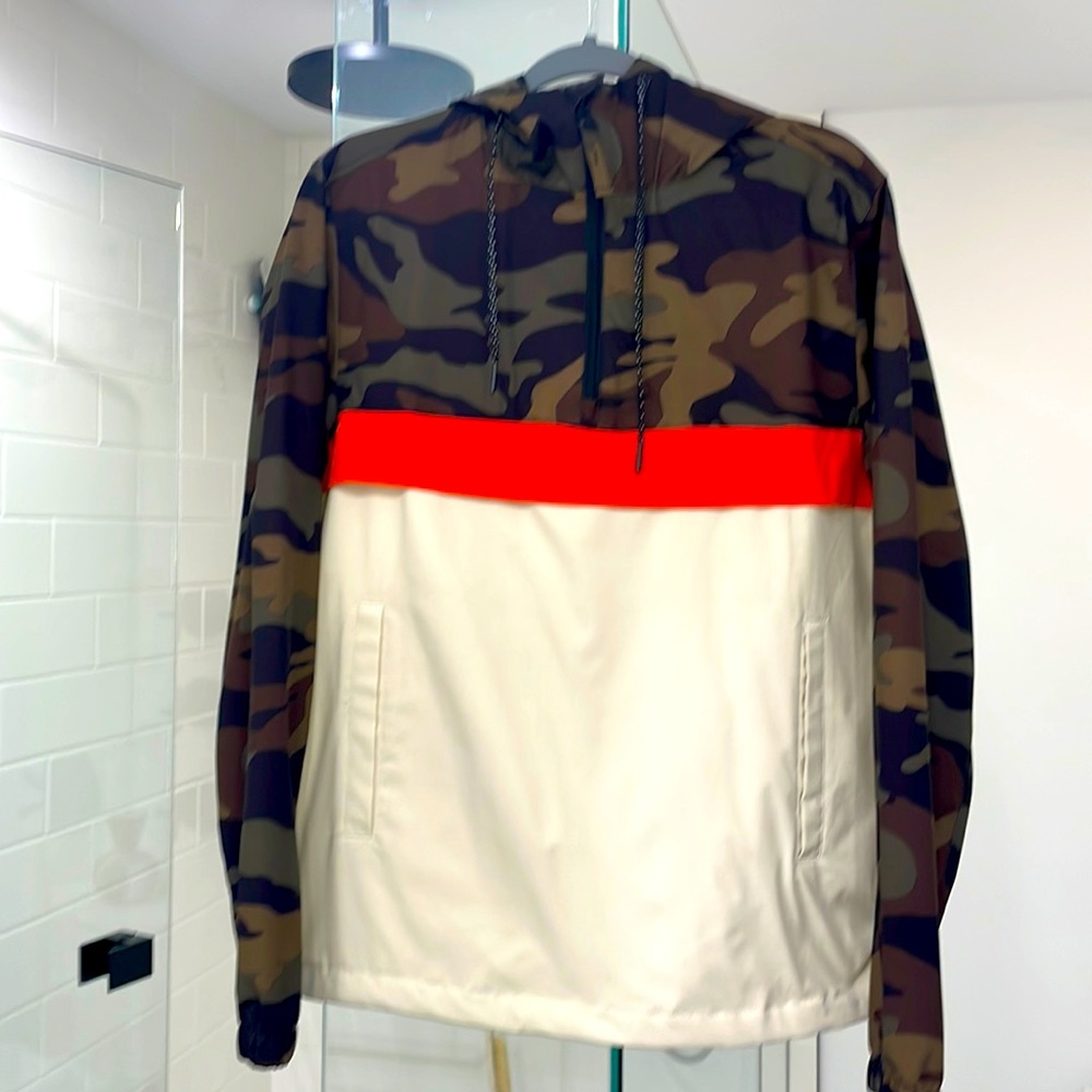 Really cool really rare Aeropostale water resistant zip up hoodie
